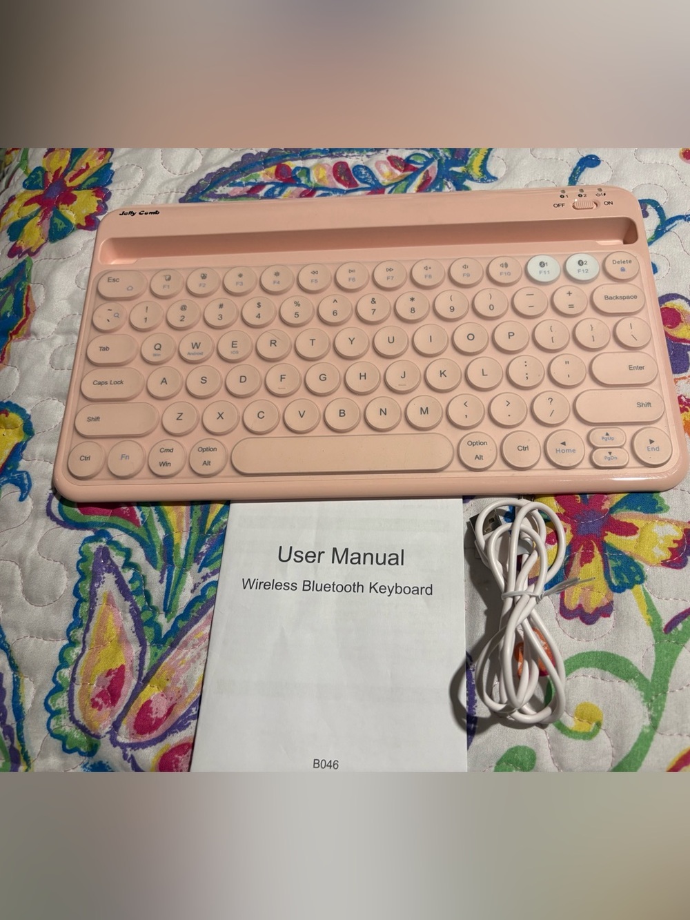 Compact Wireless Bluetooth Keyboard - Rose Pink